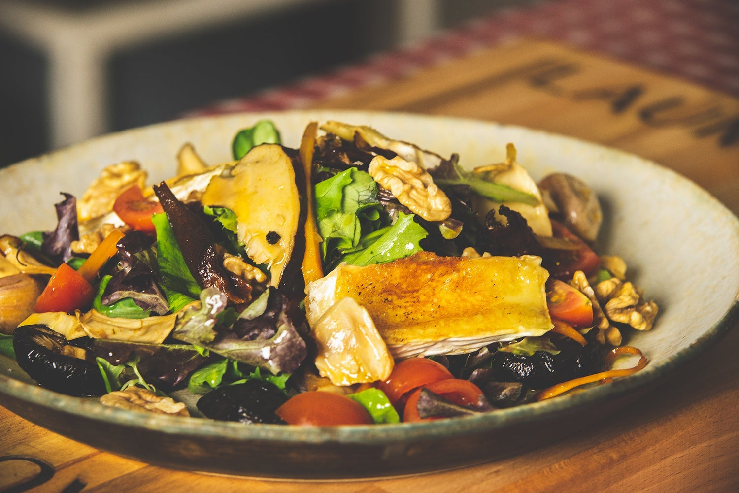 Salade de mélange de champignons en escabèche