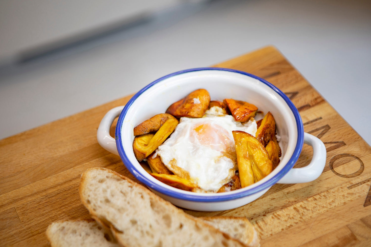 Œufs frits aux amanites des Césars