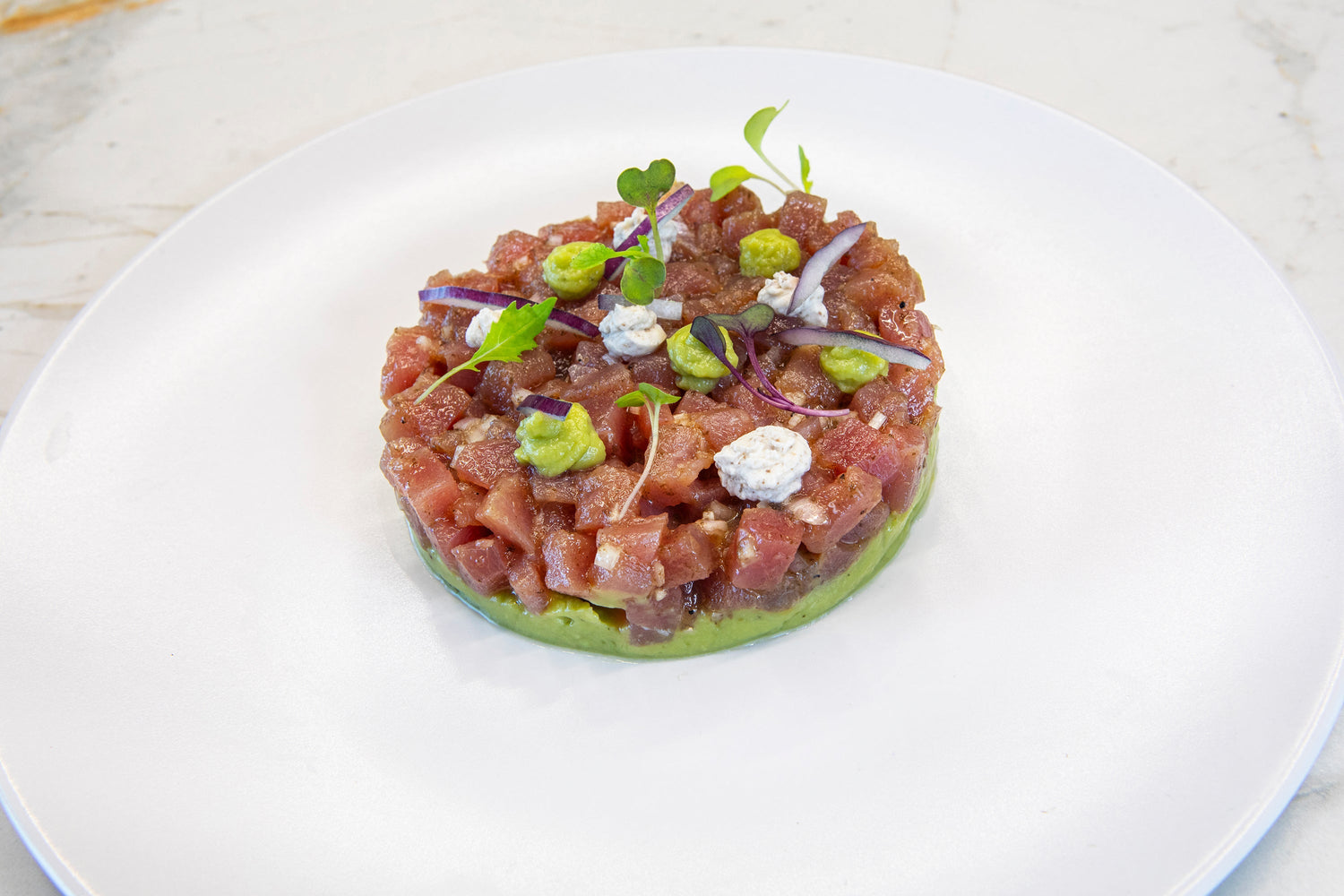 Tartare de thon à la sauce tartufata
